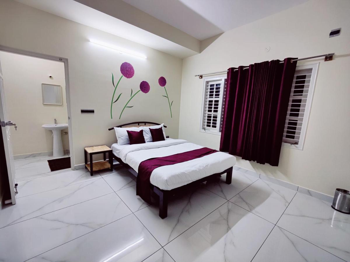 Floral Service Apartments Mysore Exterior photo
